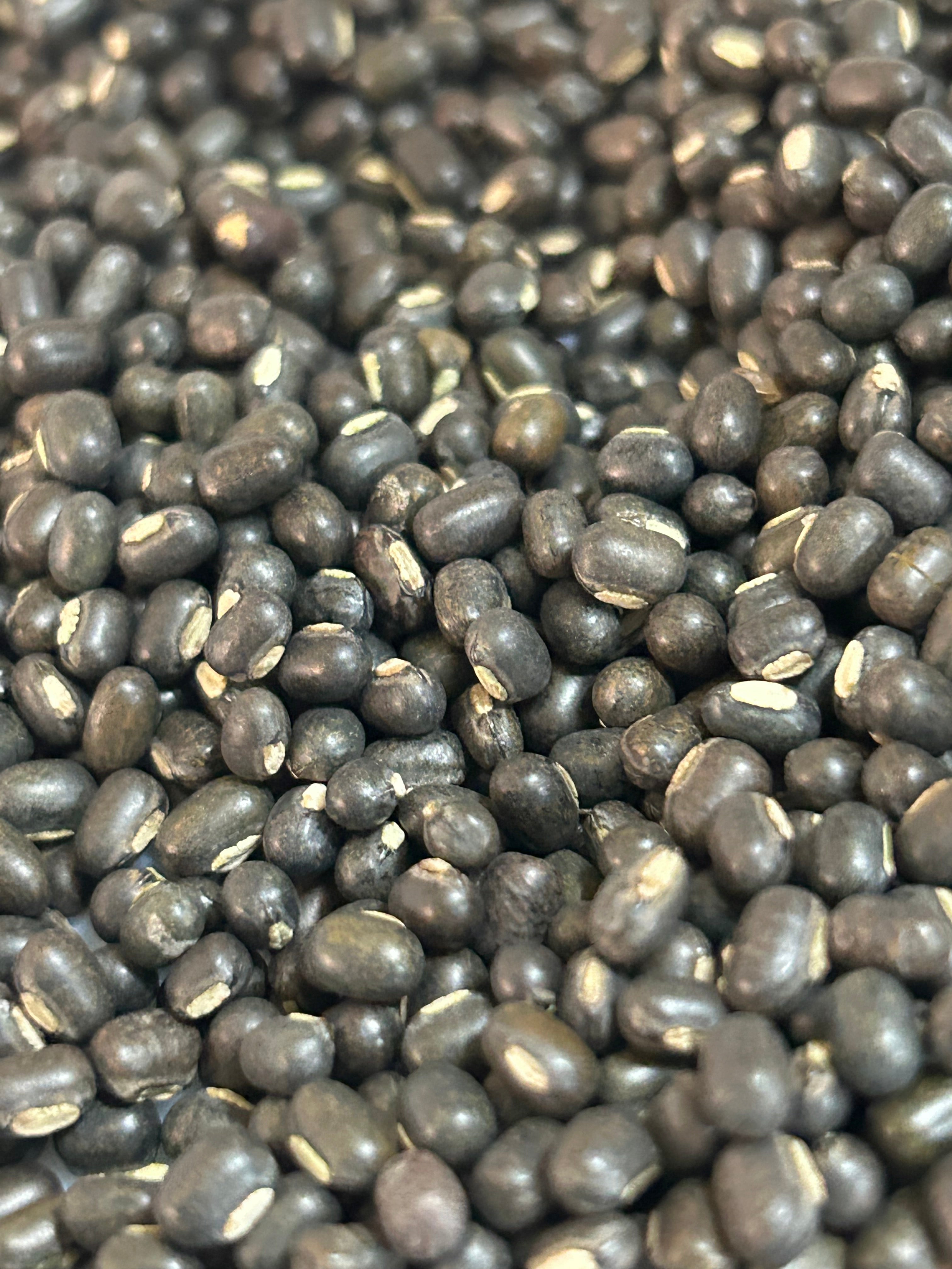 URAD DAL BLACK WHOLE (1kil)